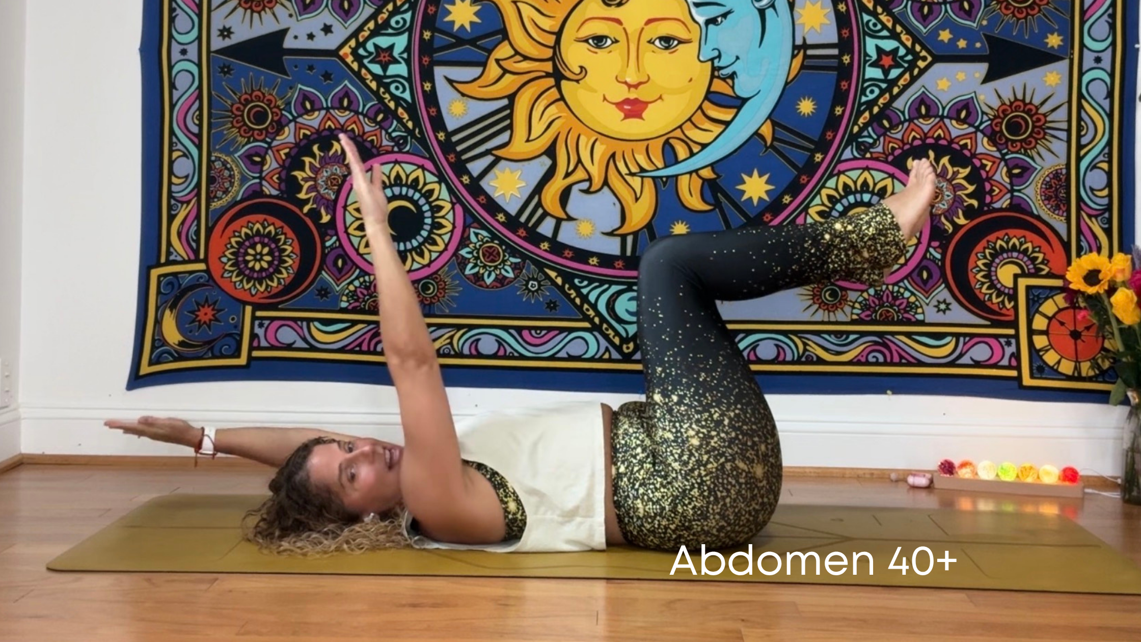 yoga abdomen bajo mujeres 40+ ejercicio core suelo pélvico
